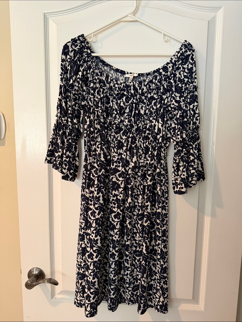 Sophie Max size large, black and white dress - polyester spandex blend